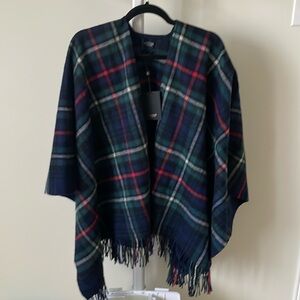 NWT Kiltane of Scotland lambs wool plaid serape Mackemzie shawl, one size